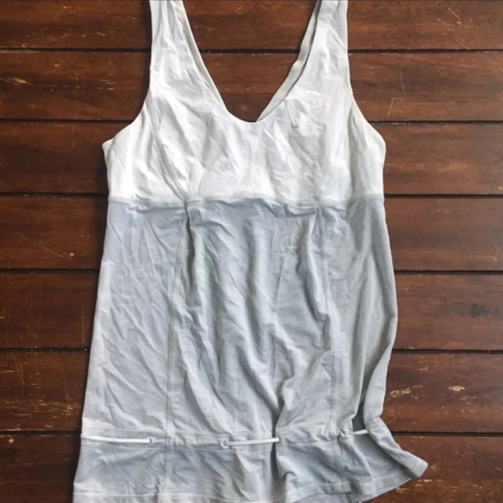 Lululemon tank 8